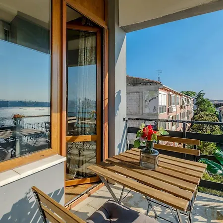 Duplex Flat W Panoramic Bosphorus View And Terrace شقة