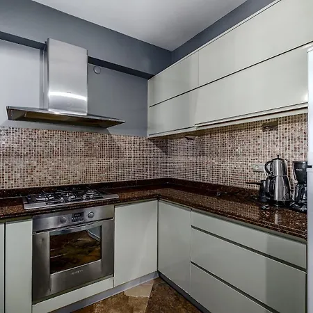 Duplex Flat W Panoramic Bosphorus View And Terrace * اسطنبول